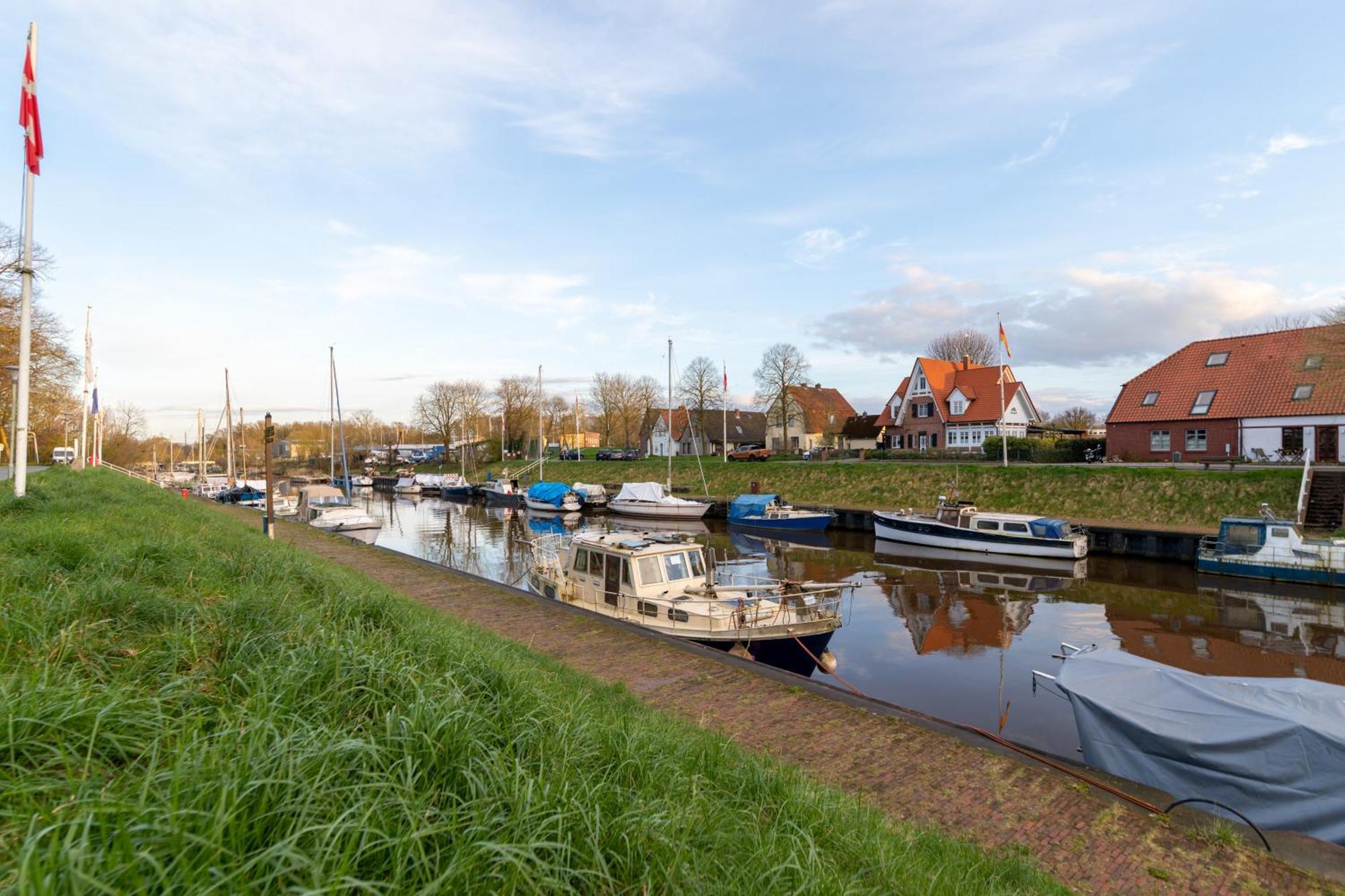 Villarosa Wilhelmshaven Bagian luar foto